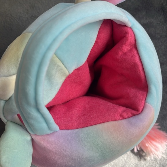 Squishmallows | Caedia the Cow - Picture 5 of 6